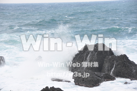 冬の日本海の写真素材 W-002662