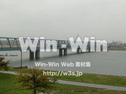 江戸川　雨40の写真素材 W-006371