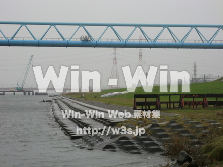 江戸川　雨32の写真素材 W-006361