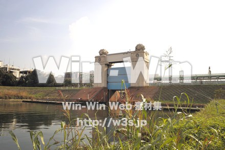 川崎河港水門の写真素材 W-008747