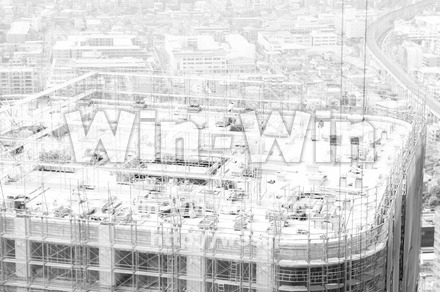 ビルの建設現場の写真素材 W-016408