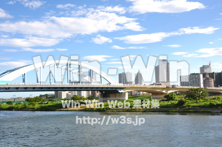 丸子橋と中原区の写真素材 W-014813
